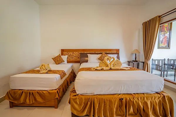 penginapan hotel murah di pemuteran family pool access